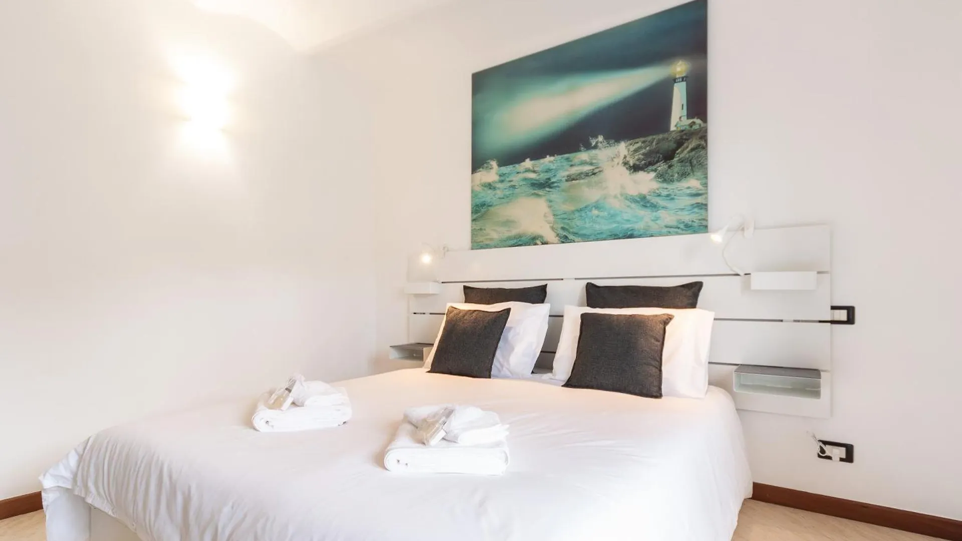Centro - 250M Stazione Ferroviaria Apartment Genoa Italy