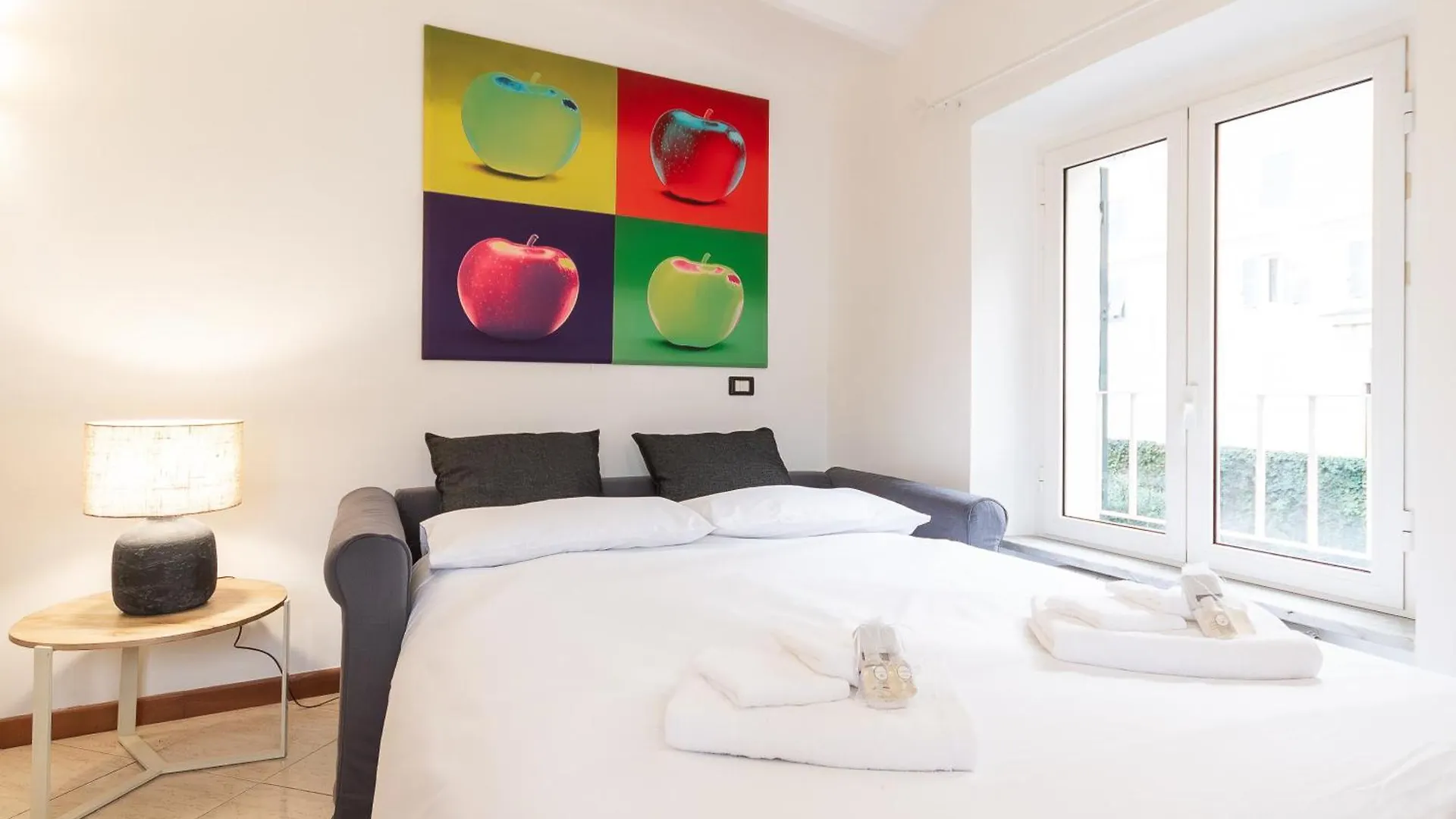 Centro - 250M Stazione Ferroviaria Apartment Genoa